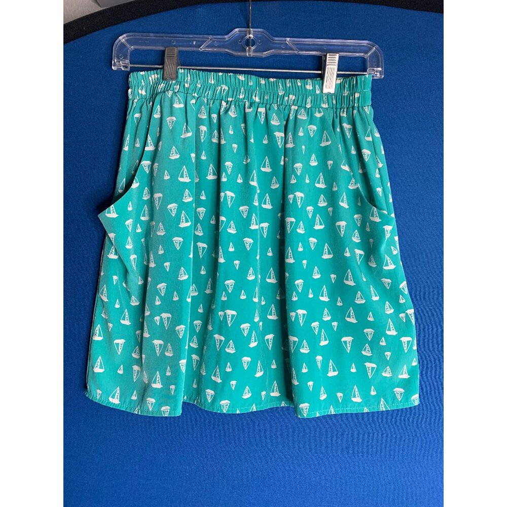 Rosebud - Aqua Sailboat print skirt - Size S